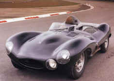 jaguar_d-type_3-4_track.jpg (122254 octets)